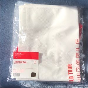 bts ly : sy world tour shopper bag
